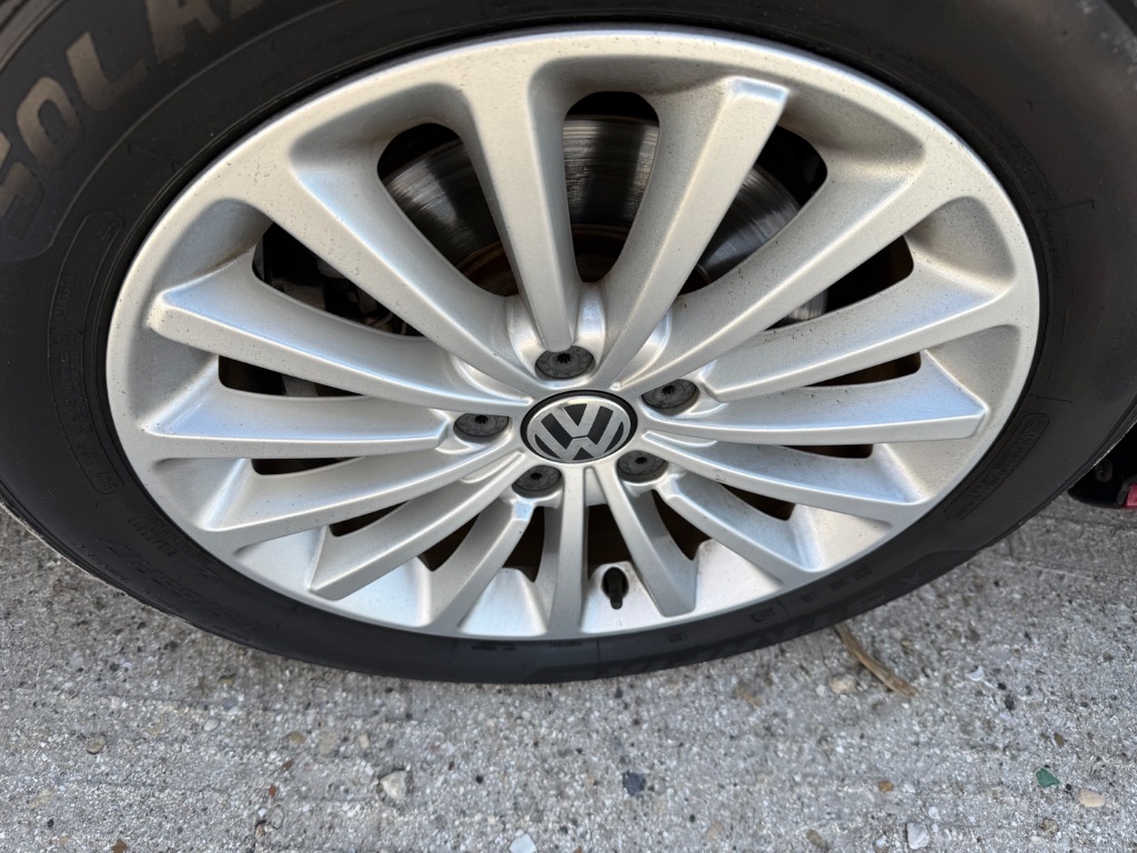 2016 Volkswagen Passat SE - Photo 14
