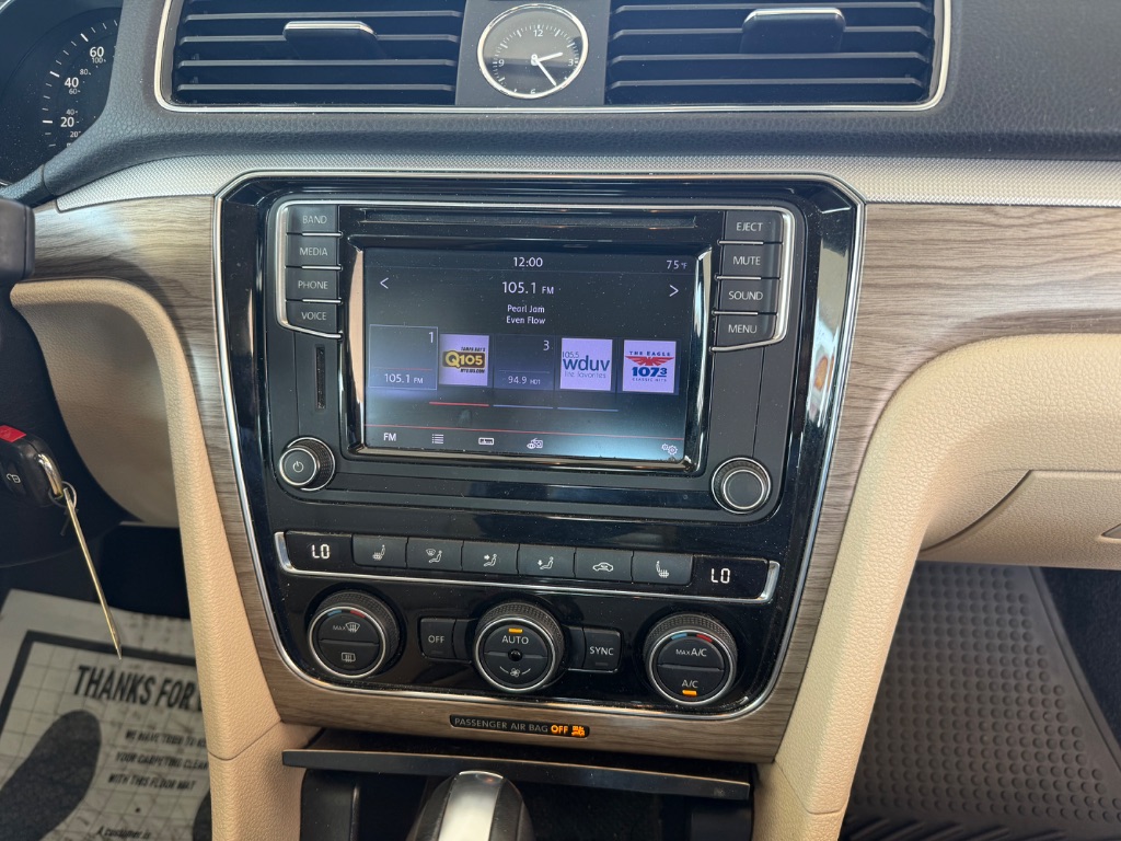 2016 Volkswagen Passat SE - Photo 25