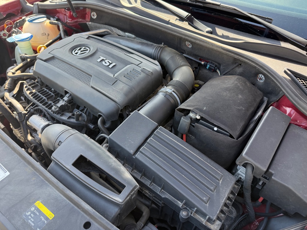 2016 Volkswagen Passat SE - Photo 16