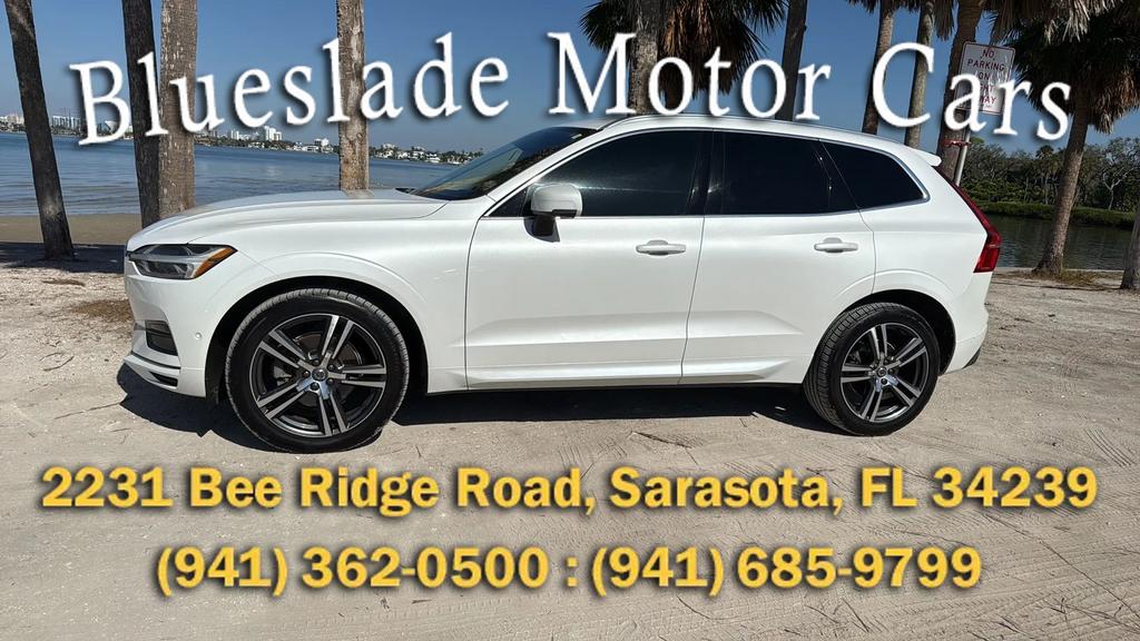 2018 Volvo XC60 Momentum's photo