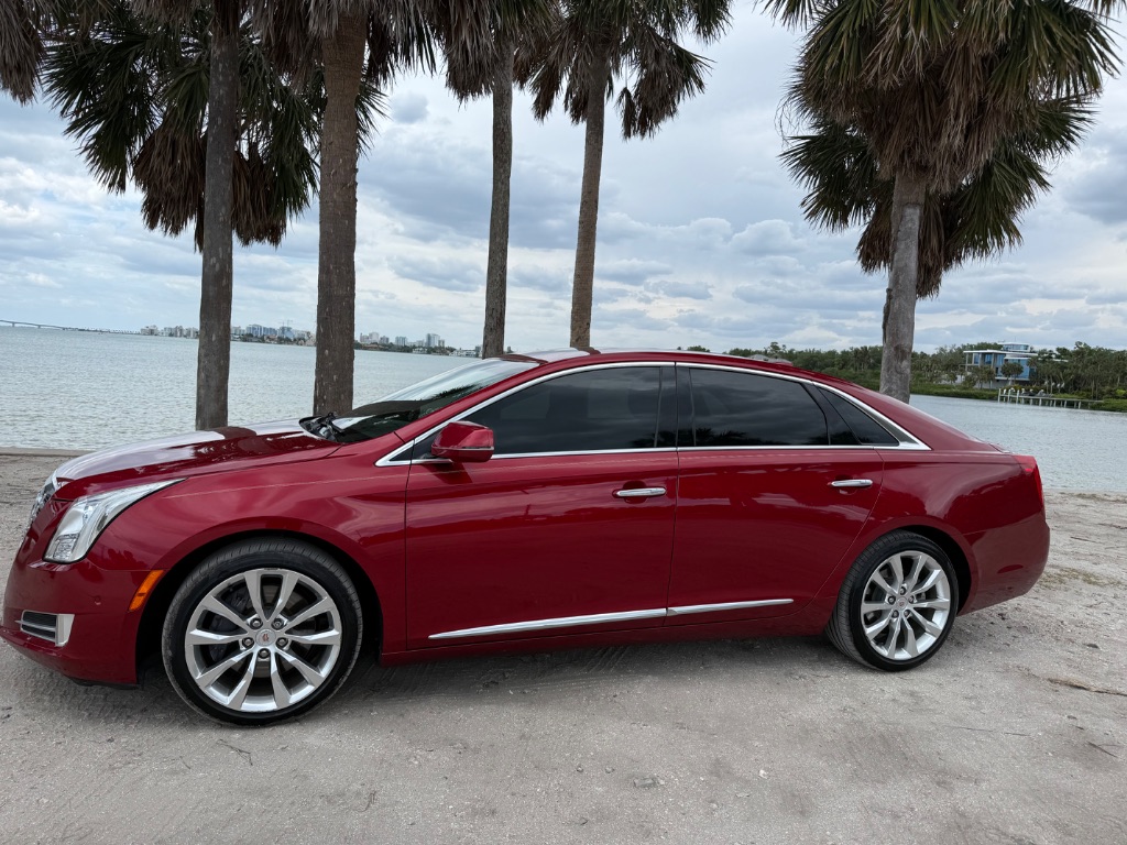 2015 Cadillac XTS 3.6L FWD Luxury Collection's photo