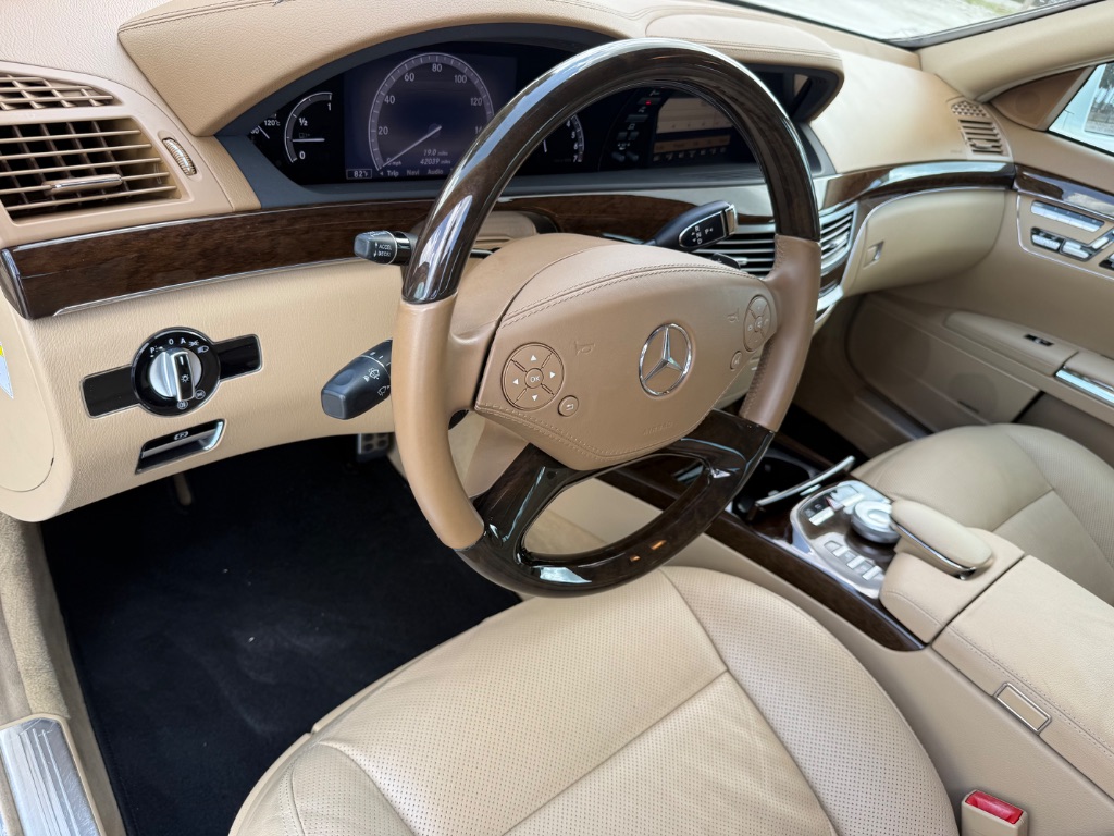 2011 Mercedes-Benz S-Class S400 - Photo 28