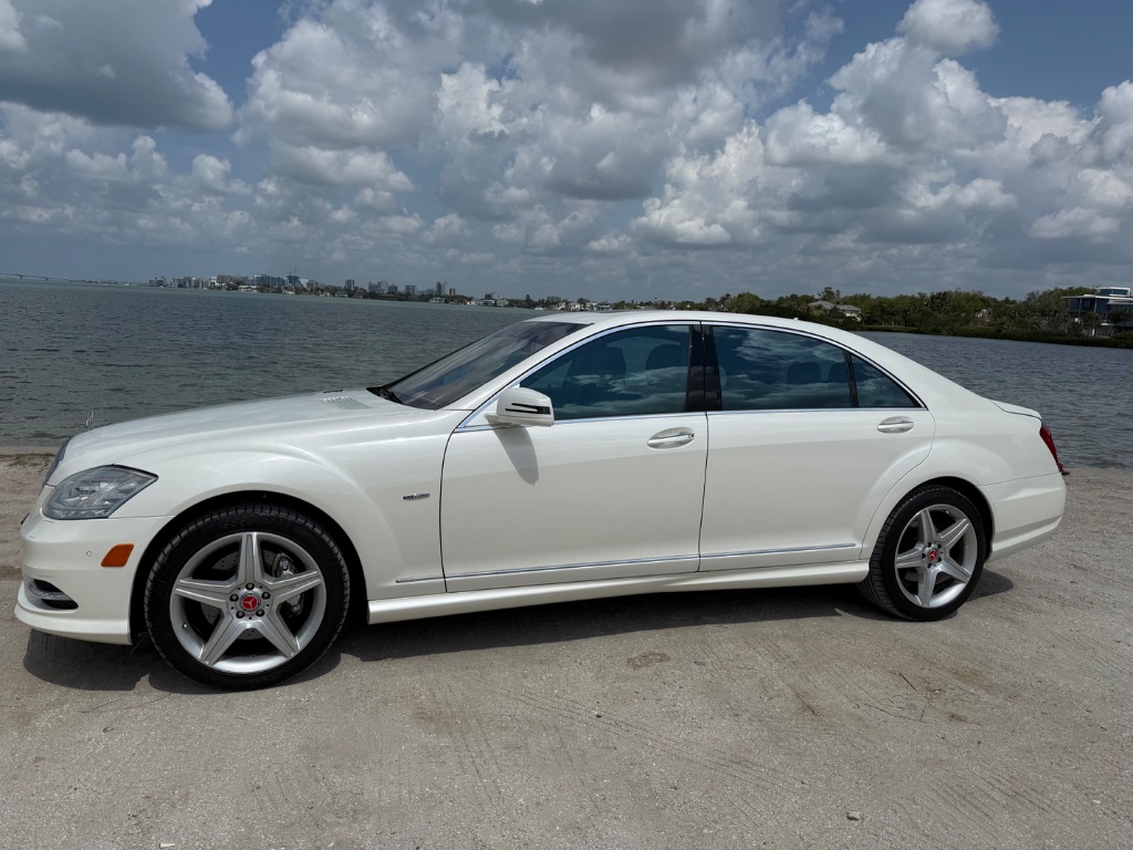 2011 Mercedes-Benz S-Class S400