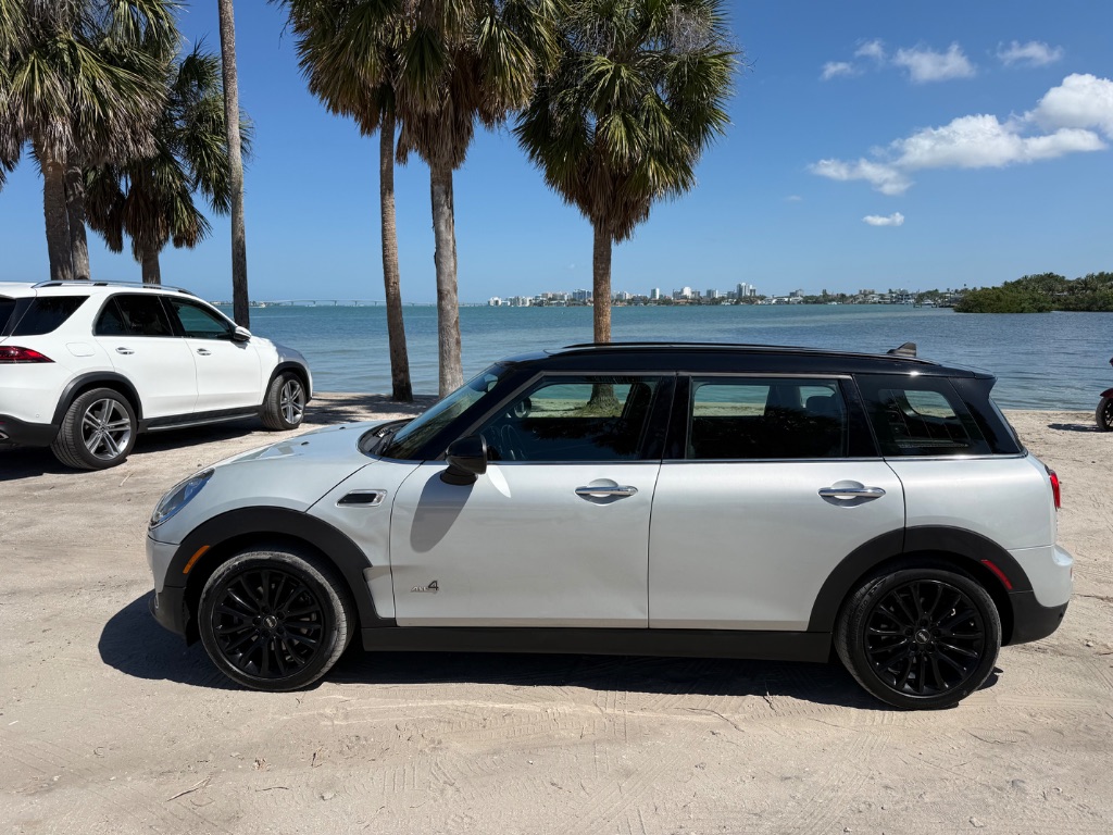 2019 MINI Clubman Base